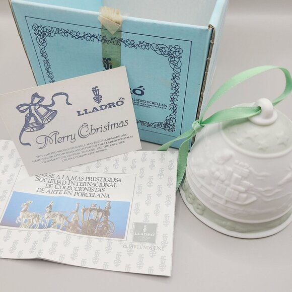 Lladro 1988 Christmas Bell Ornament Box & Certificate Porcelain Santa Reindeer - Picture 1 of 11